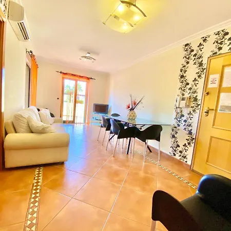 Buganville By Ethnic Ocean Apartmán